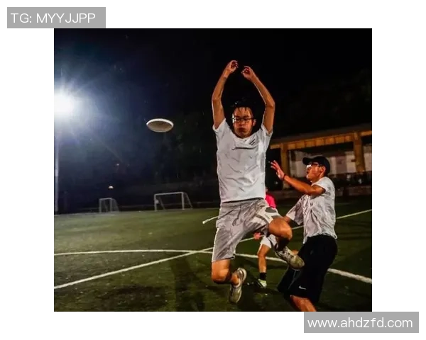 南京飞盘队耐力表现数据分析揭示运动员训练效果与比赛策略的关系 南京飞盘队耐力表现数据分析揭示运动员训练效果与比赛策略的关系