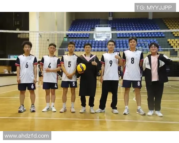 广州排球队与成都排球队的精彩对决赛后分析与战术探讨